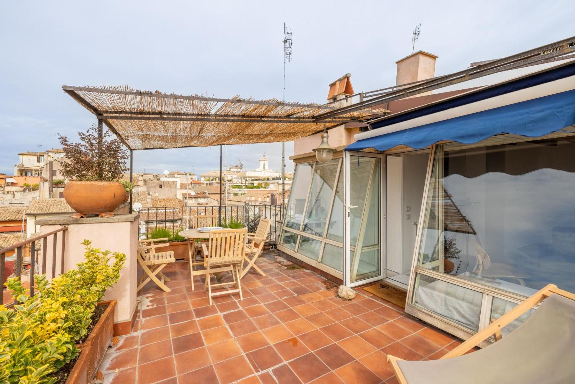 Pantheon With Terrace Apartamento